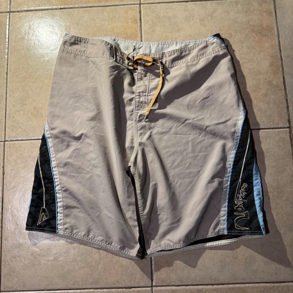Vintage grail rare y2k quiksilver swim trunks size 36 in Mens